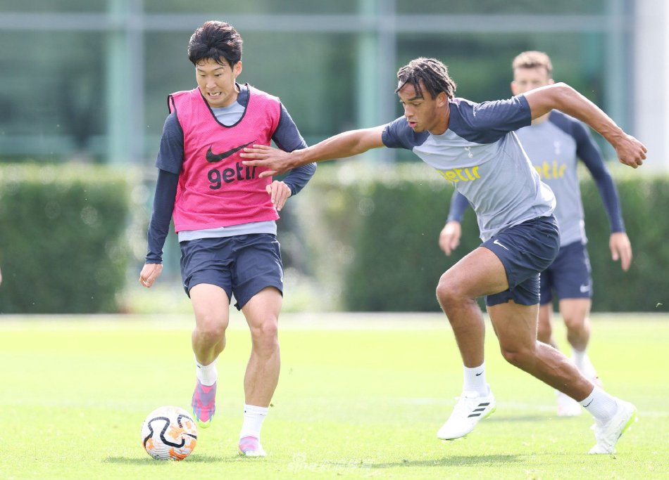 一位话题球 一位话题球