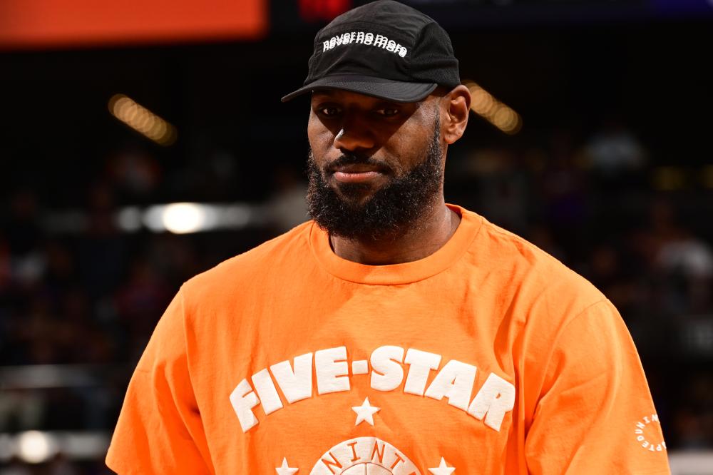 以立足西部 以立足西部