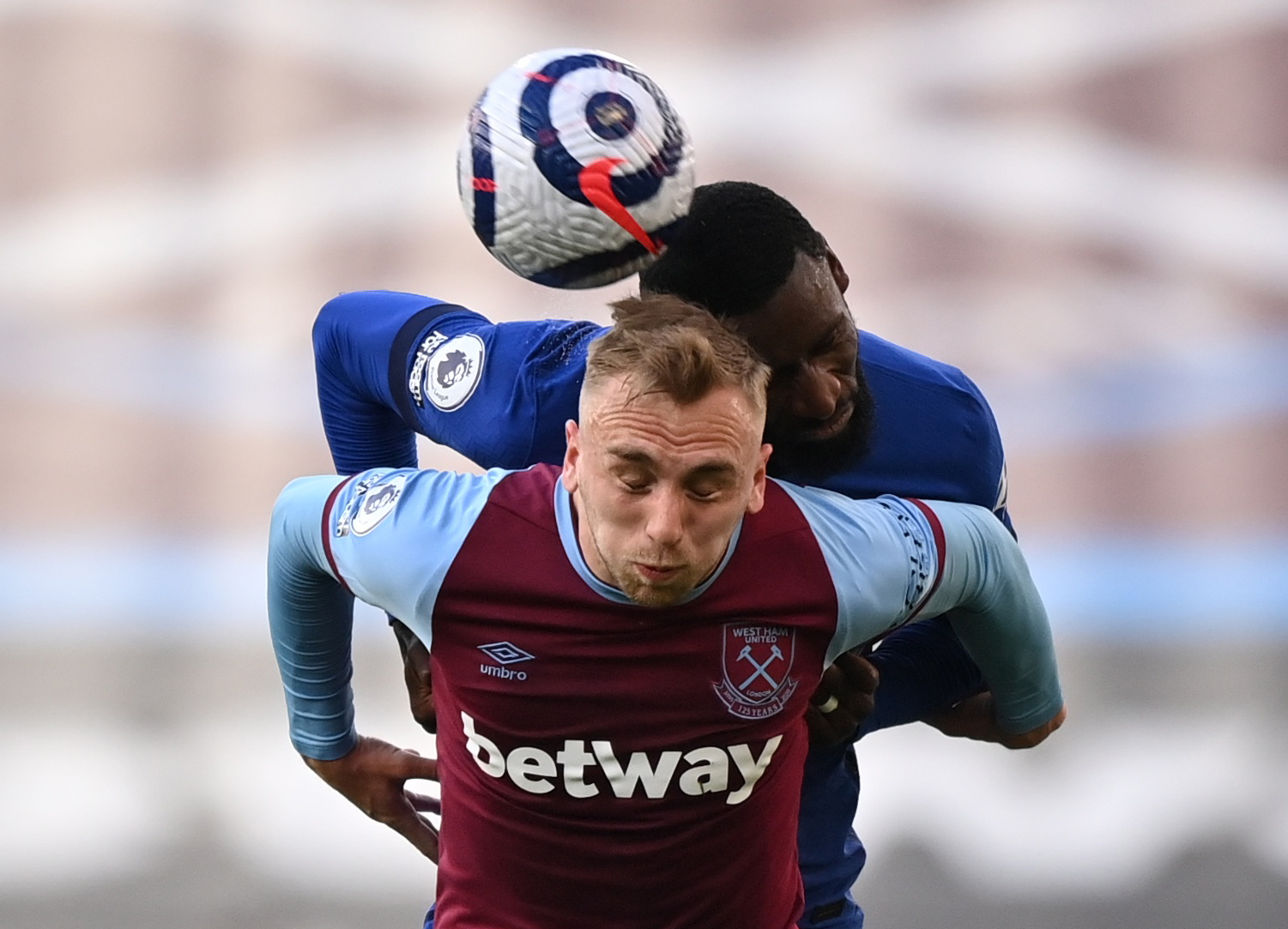 在足球赛事 在足球赛事