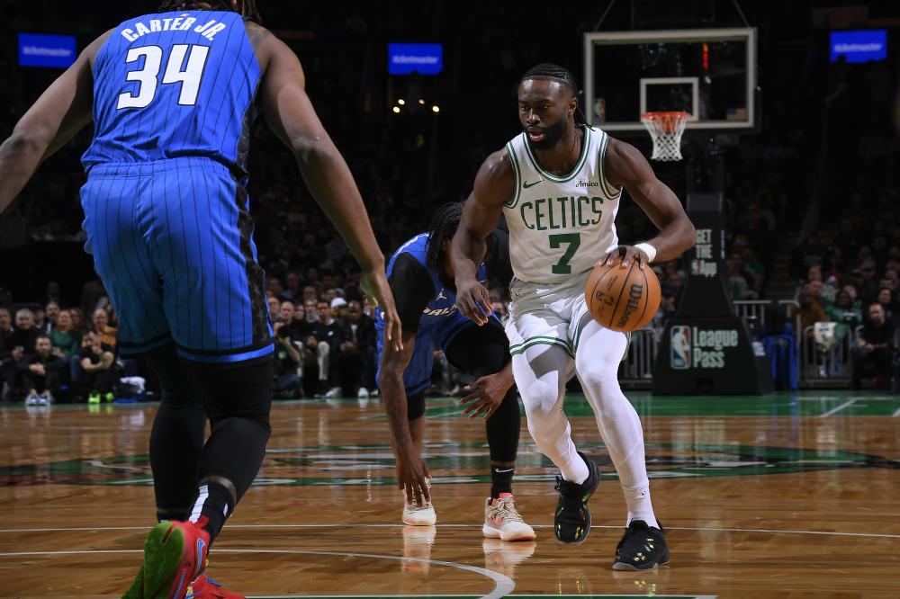 明显表现出 明显表现出