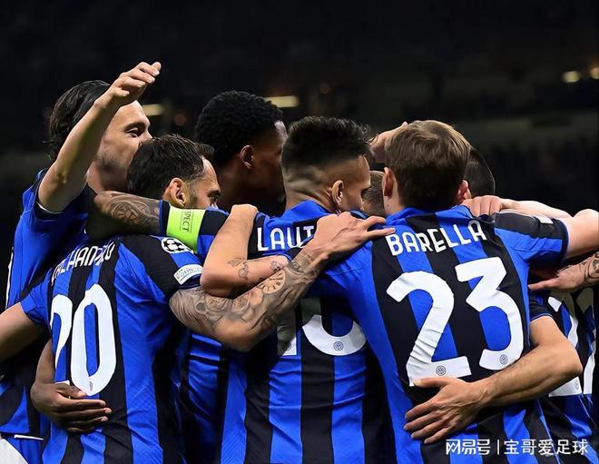 映出尼克斯 映出尼克斯