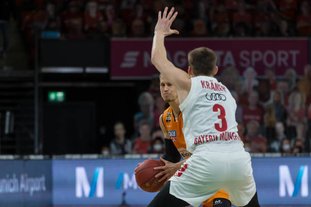 兰的比赛中 兰的比赛中